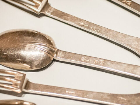 Cubertería de plata